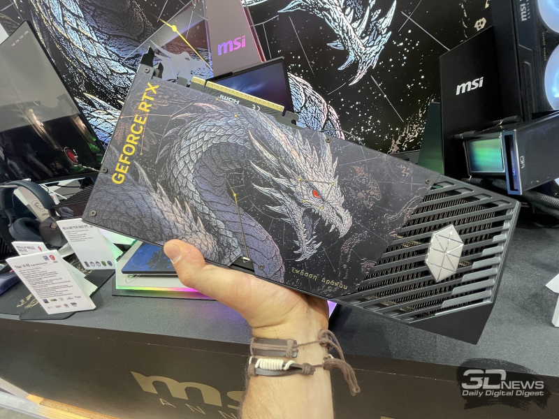 قدمت MSI بطاقة GeForce RTX 5080 Suprim في إصدار مميز من نوع Draco Epic مع تنين ضخم على اللوحة الخلفية