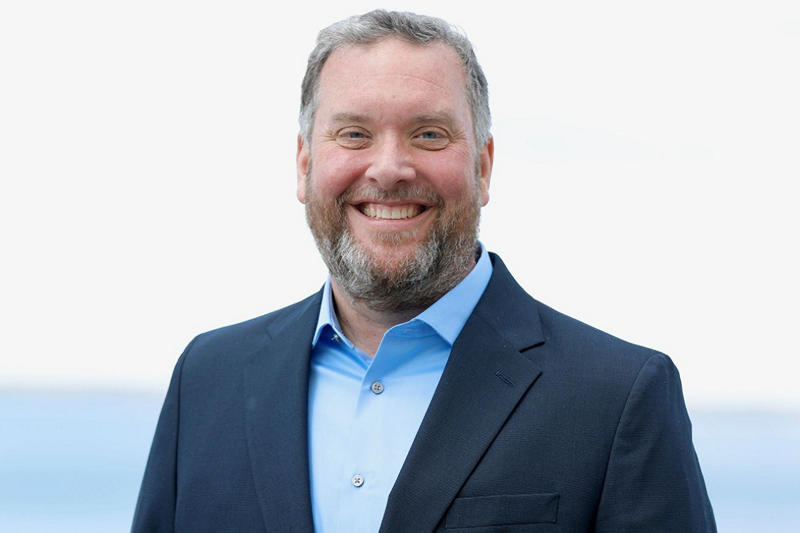 قامت شركة Qualcomm بتوظيف مدير إنتاج مصانع أشباه الموصلات في Intel Foundries