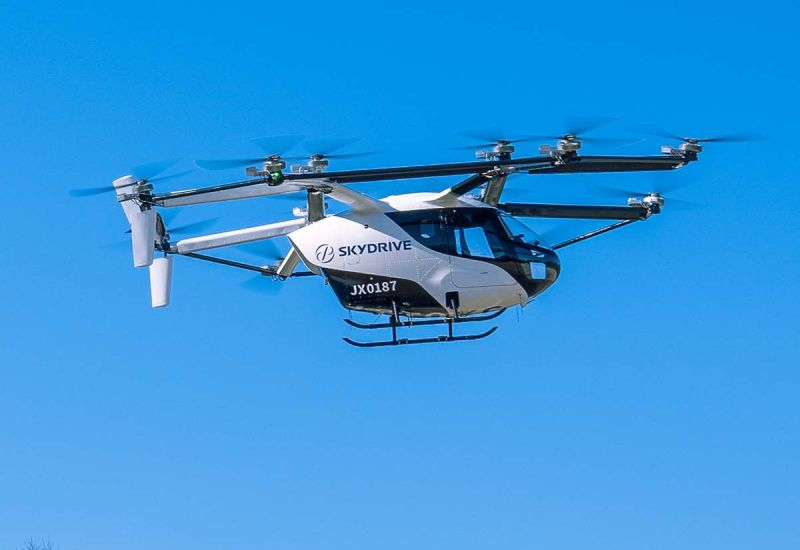 فيديو: سيارة الأجرة الطائرة SkyDrive تقلع فوق طوكيو، وتبدأ الرحلات التجارية في عام ٢٠٢٨