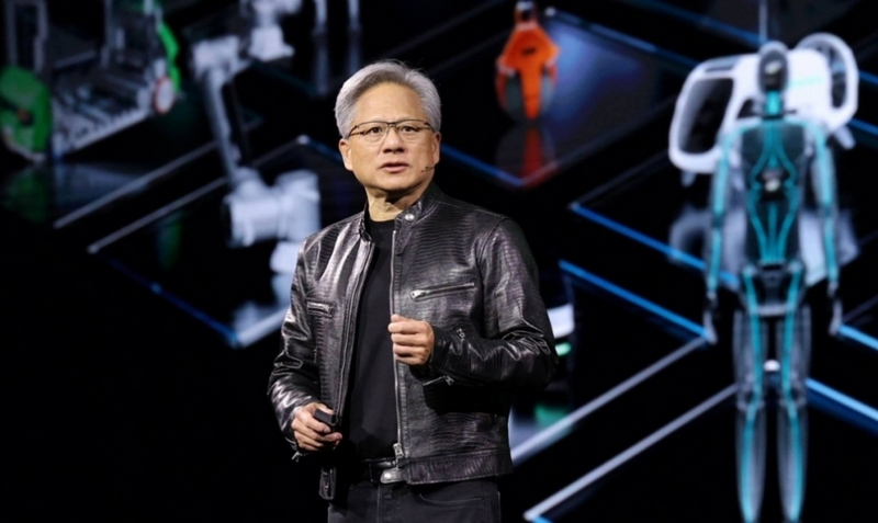 يقوم نيكولا بوتوفيك من شركة NVIDIA بتقديم أحدث معالج لسطح المكتب N1 في معرض Computex 2026