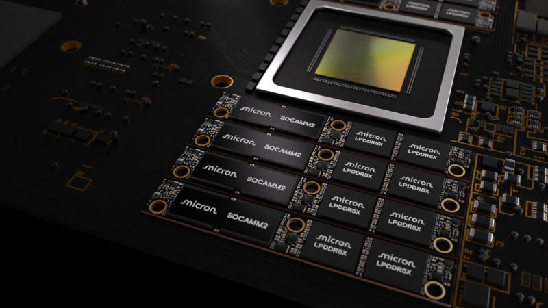 أعلنت شركة مايكروون عن أول ذاكرة عالمية من نوع LPDDR‑SOCAMM2 بسعة 256 جيجابايت، مثالية للذكاء الاصطناعي.