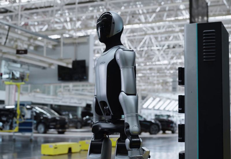 تسرّع الصين تنفيذ الروبوتات: ارتفعت إنتاجية الآلات الصناعية بنسبة ٣١٪ خلال عام واحد