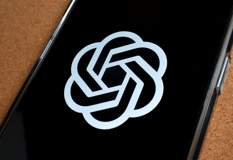 تستثمر شركة نفيديا ٣٠ مليار دولار في أوبن إيه آي بينما تُعطل الصفقة الأولية البالغة ١٠٠ مليار دولار.