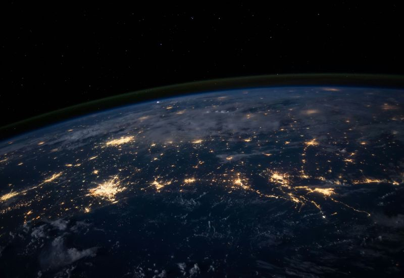 الولايات المتحدة ستنشر "مرسلي الذكاء الاصطناعي" على نطاق عالمي: بدأ ترامب برنامج Tech Corps لتعزيز النفوذ والحد من الصين