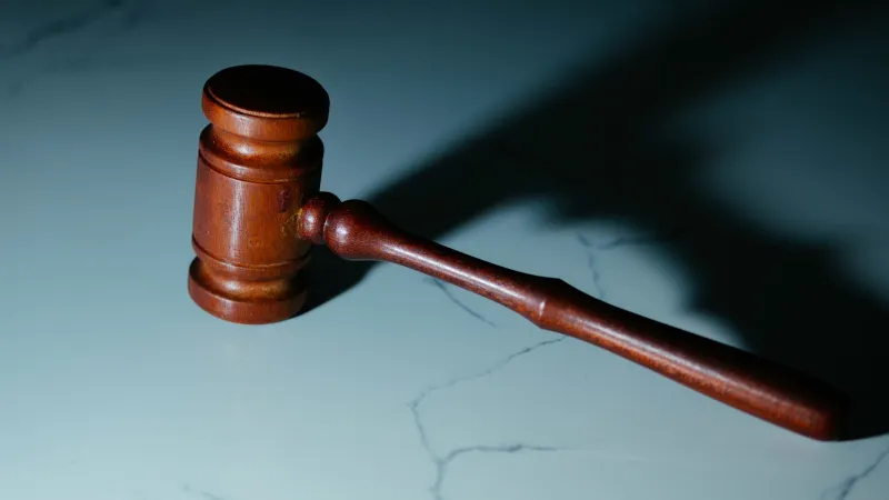 أعاد المحكمة دعوى VLSI ضد Intel بمبلغ ٣ مليارات دولار وأرسلت النزاع حول براءات الاختراع إلى محاكمة أمام هيئة المحلفين