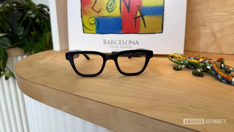 شرح مدير تنفيذي في جوجل سبب فشل مشروع Google Glass في عام 2013