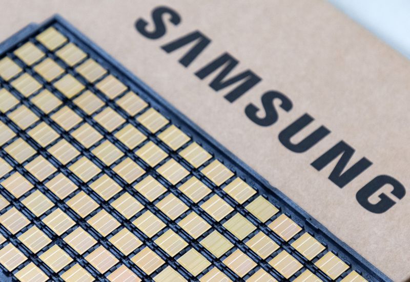 سوف تُدخل OpenAI أول شريحة ذكاء اصطناعي مزودة بذاكرة HBM4 من سامسونج، بينما تخطط شركة TSMC لبدء الإنتاج في الربع الثالث.