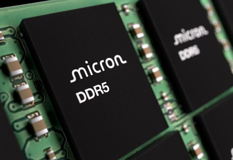 بدأت شركة ميكرون في تقديم إمدادات تجريبية لوحدات ذاكرة DDR5‑9200 RDIMM عالية الأداء بسعة 256 جيجابايت