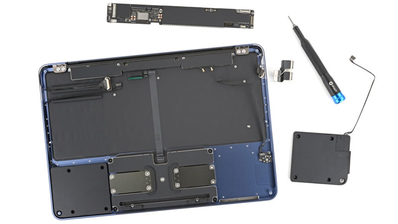 قام iFixit بتحليل MacBook Neo وأقرته بأنه أكثر جهاز محمول من أجهزة Apple سهولة في الإصلاح.