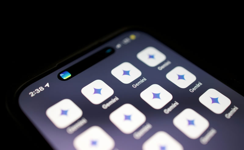 يُدَّعي في قسم Cloudflare أن جوجل تستخدم المواقع كـ "ابتزاز" للحصول على بيانات لتدريب الذكاء الاصطناعي